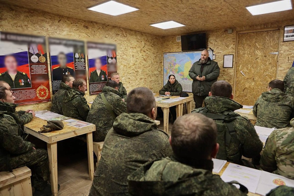 В зоне СВО комиссия приняла обращения более 200 военнослужащих региона