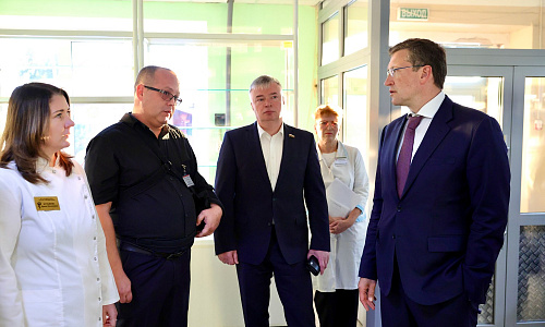 Глеб Никитин пообещал Сокольской ЦРБ новый рентген-аппарат и кардиолога