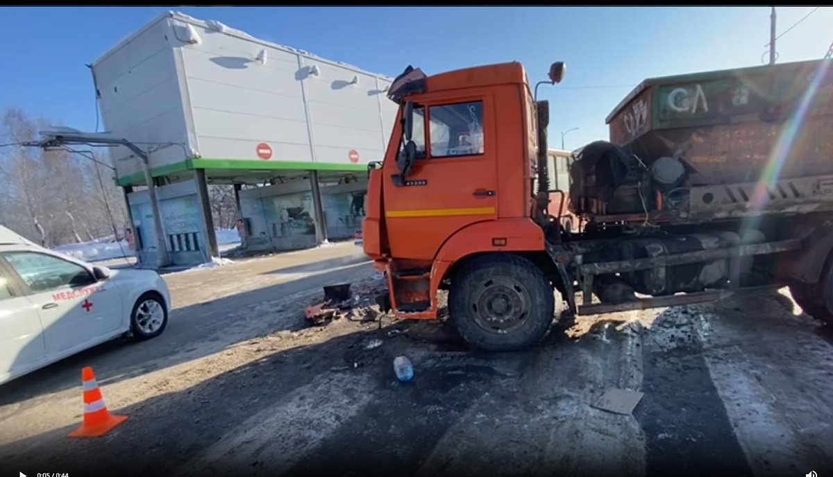 13-летний ребенок пострадал в ДТП с ПАЗом и КамАЗом в Нижнем Новгороде