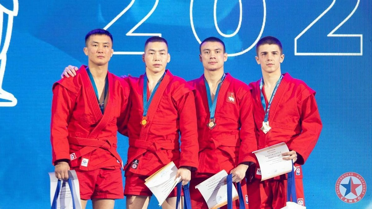 Нижегородский студент завоевал серебро чемпионата России по самбо