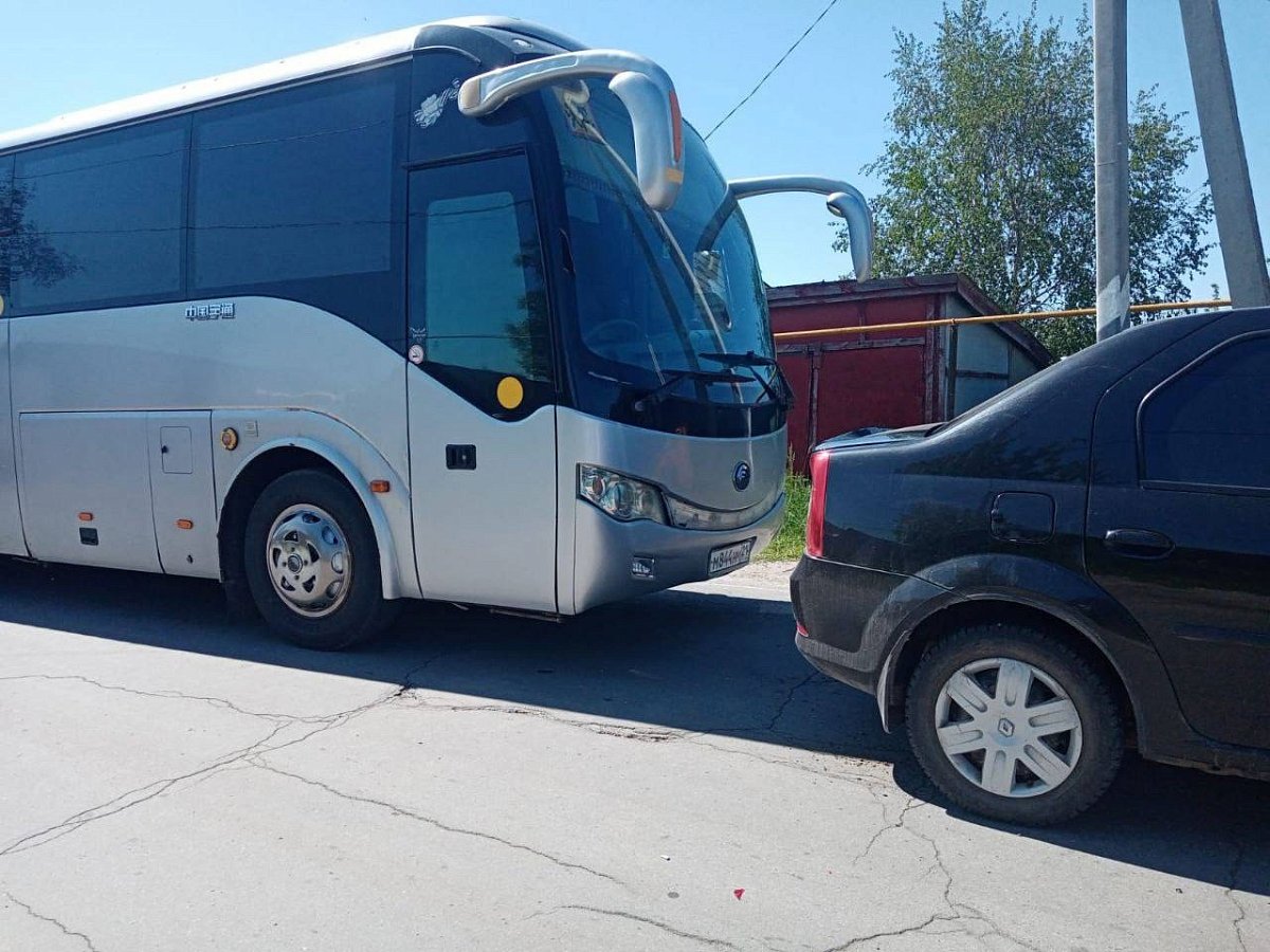 Школьный автобус с детьми из Чувашии попал в ДТП под Нижним Новгородом