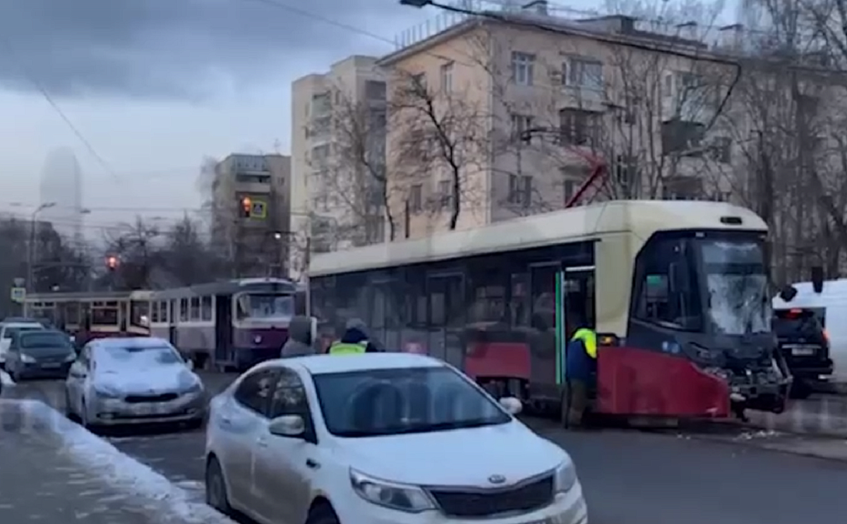 Странное ДТП с участием трамваев произошло в центре Нижнего Новгорода