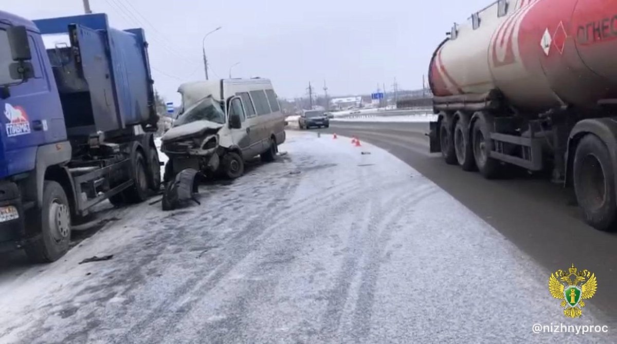 Прокуратура начала проверку из-за ДТП с маршруткой в Кстовском округе