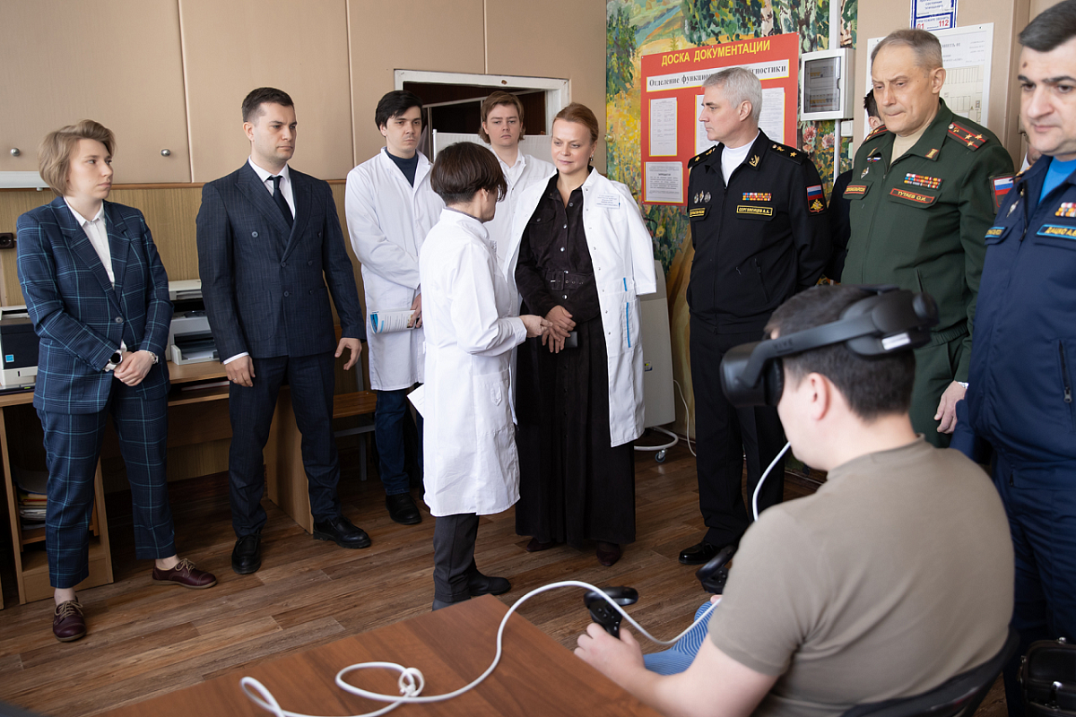 Анна Цивилева проверила качество протезирования в нижегородском госпитале