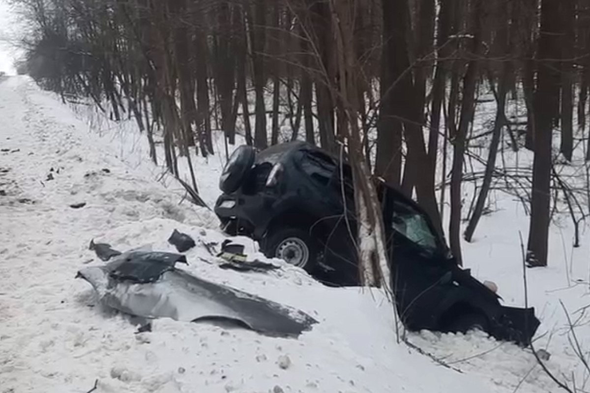 Пять человек пострадали после ДТП с тремя машинами под Сергачом