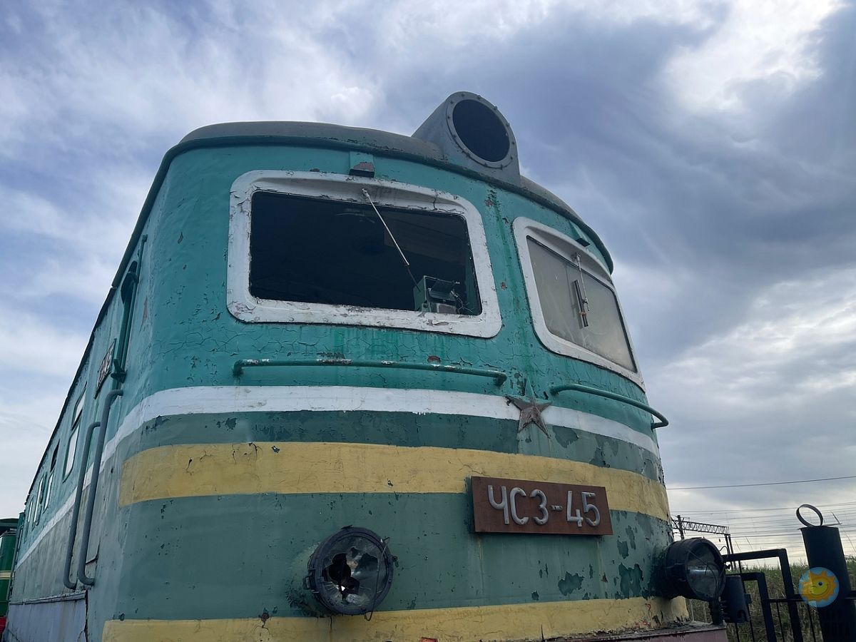 Подростки громят музей в Нижнем Новгороде — пострадали исторические поезда